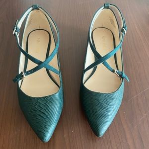 Nine West Green Flat